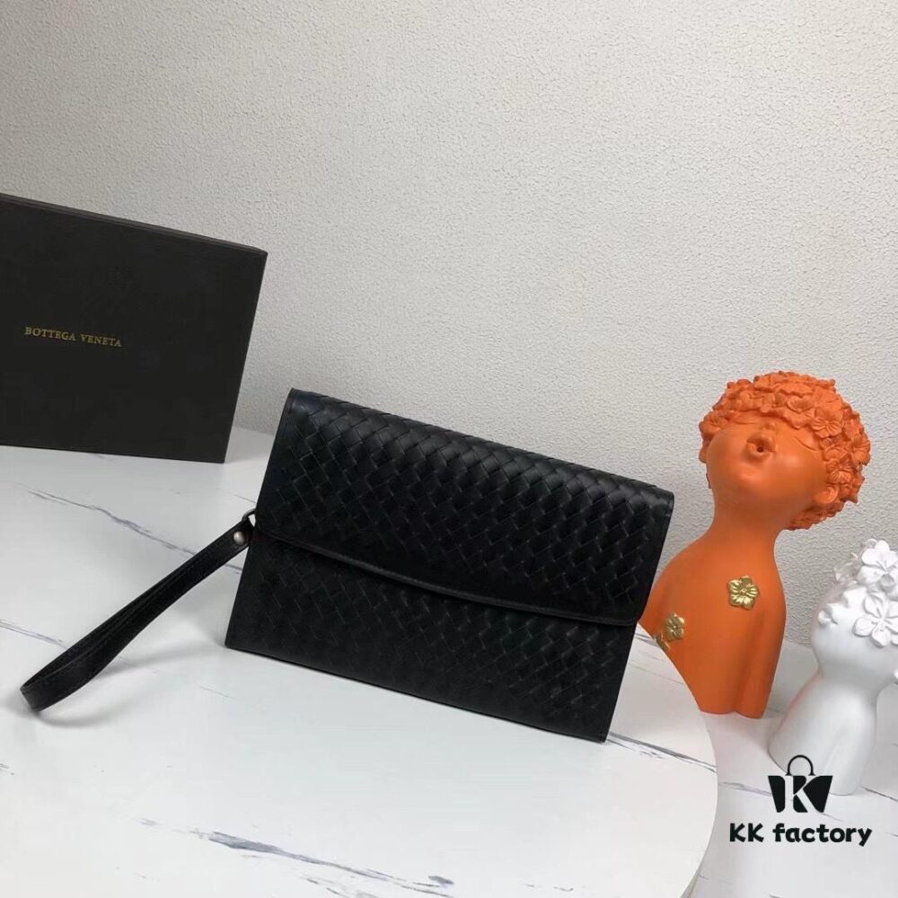 6930c4516e68136f4d9af73a BV Woven Handbag in Black, Made from Imported Wax-Coated Calfskin, Comes with Box