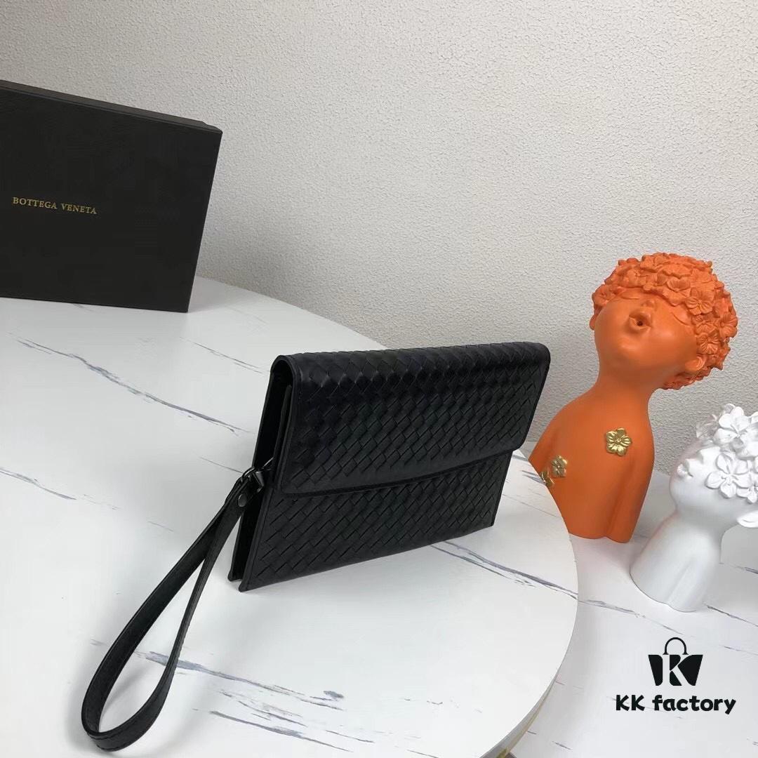 6930c4516e68136f4d9af73b BV Woven Handbag in Black, Made from Imported Wax-Coated Calfskin, Comes with Box