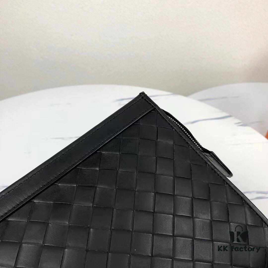 6930c4906e68136f4d9af7b0 Bv🦋🦋 Small Men's Handbag Brand New from Cabinet Same as Full-Size Model Worldwide Known for Traditional Handcrafted Seamless Veal Leather Weave Gunmetal Fittings Understated and Practical Leather Gets Shinier with Use Younger Design Lets Fashion Penetrate Work 🎁 Model: 3328S#, Color: Black, Size: 24-16-6cm