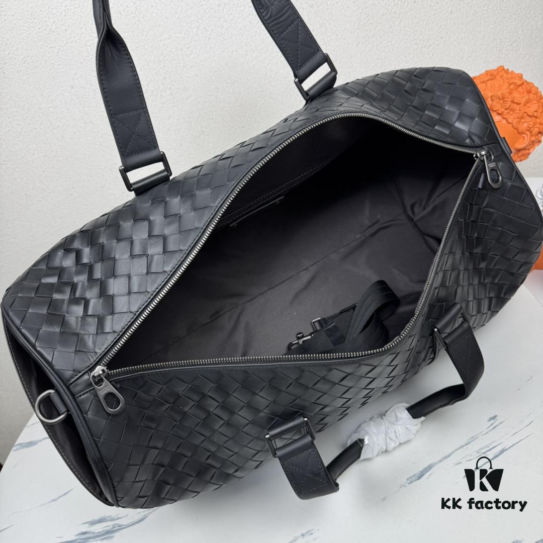 6930c4e16e68136f4d9af843 BV Braided Large Travel Bag