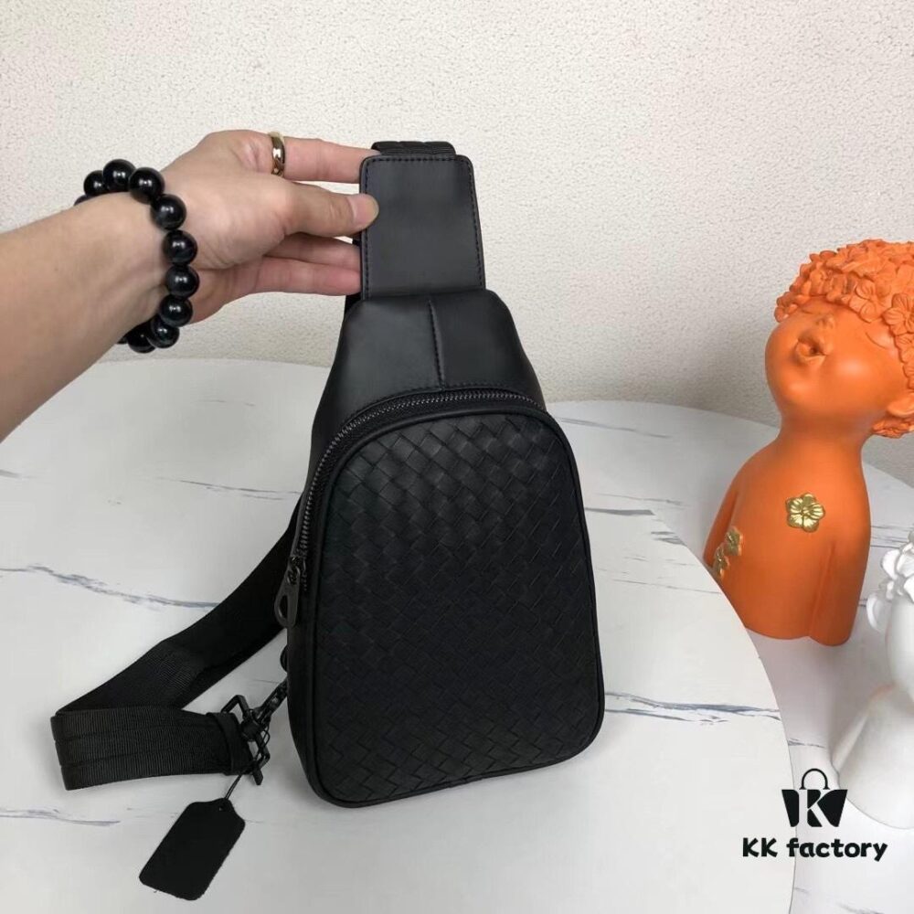 6930c4f66e68136f4d9af868 BV Men's Leather Chest Bag, Minimalist Design, Imported Wax Cowhide, Practical Business Style