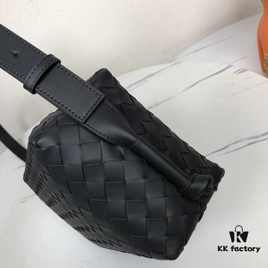 6930c50f6e68136f4d9af885 BV Latest Men's Shoulder Bag, Premium Full-Grain Calfskin, Original Quality, Website Synchronized Release