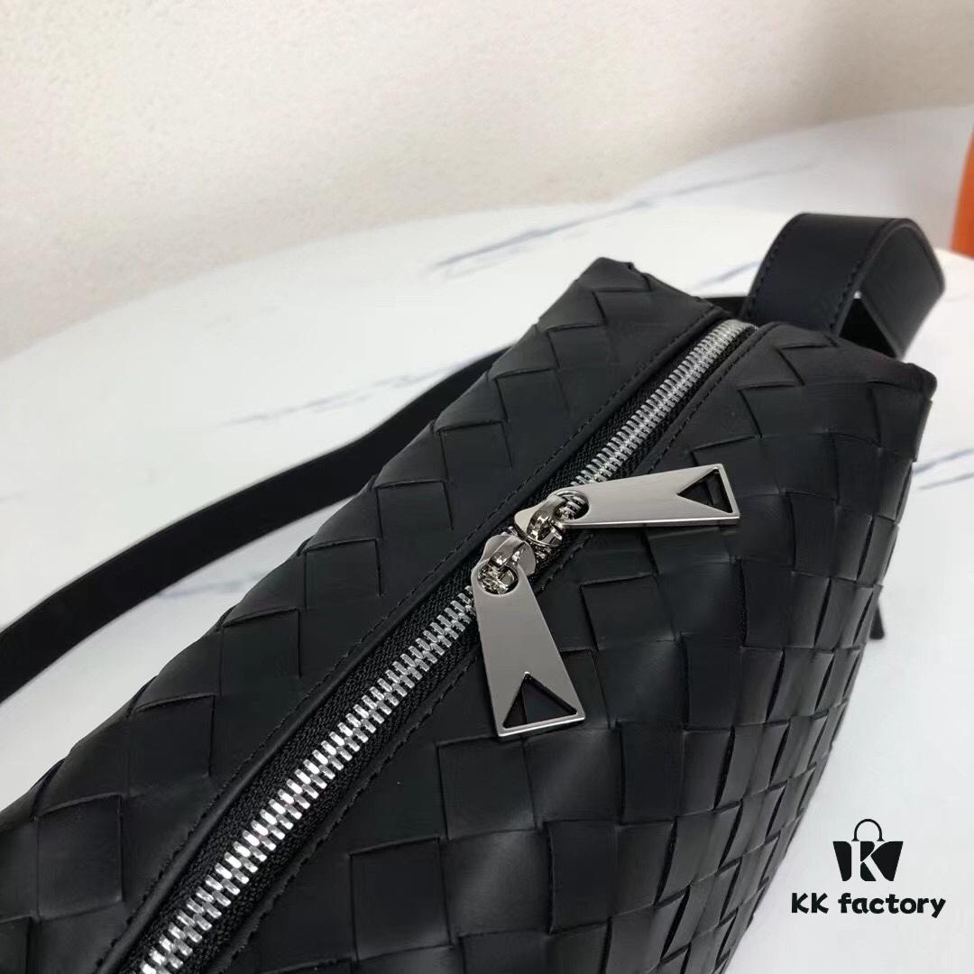 6930c5146e68136f4d9af88b BV Latest Men's Shoulder Bag, Premium Full-Grain Calfskin, Original Quality, Website Synchronized Release
