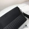 6930c5166e68136f4d9af88f BV Latest Men's Shoulder Bag, Top-Quality Original Order, Official Website Synchronized, Premium Waxed Calfskin, Exquisite Craftsmanship, Black, 25x15x10cm
