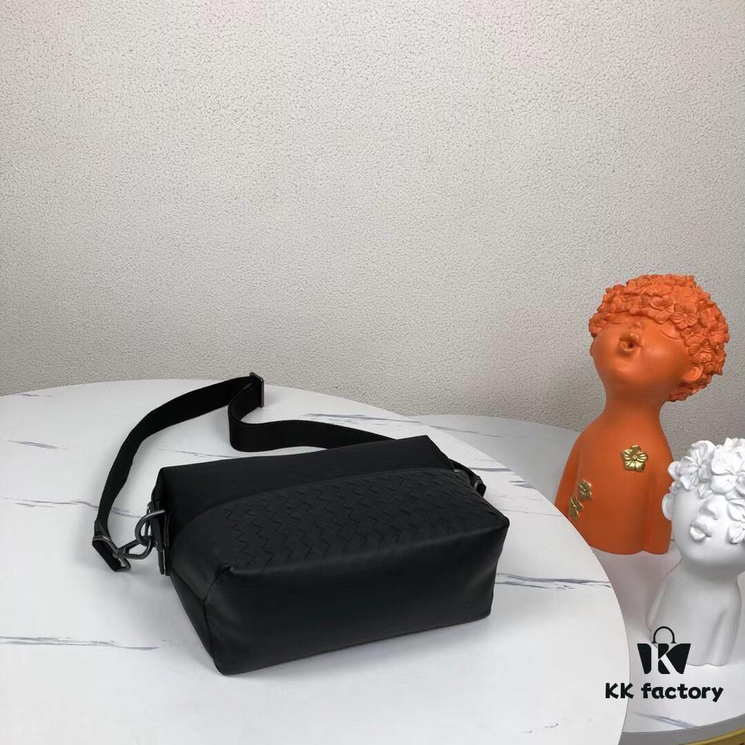 6930c5196e68136f4d9af892 BV Latest Men's Shoulder Bag, Top-Quality Original Order, Official Website Synchronized, Premium Waxed Calfskin, Exquisite Craftsmanship, Black, 25x15x10cm