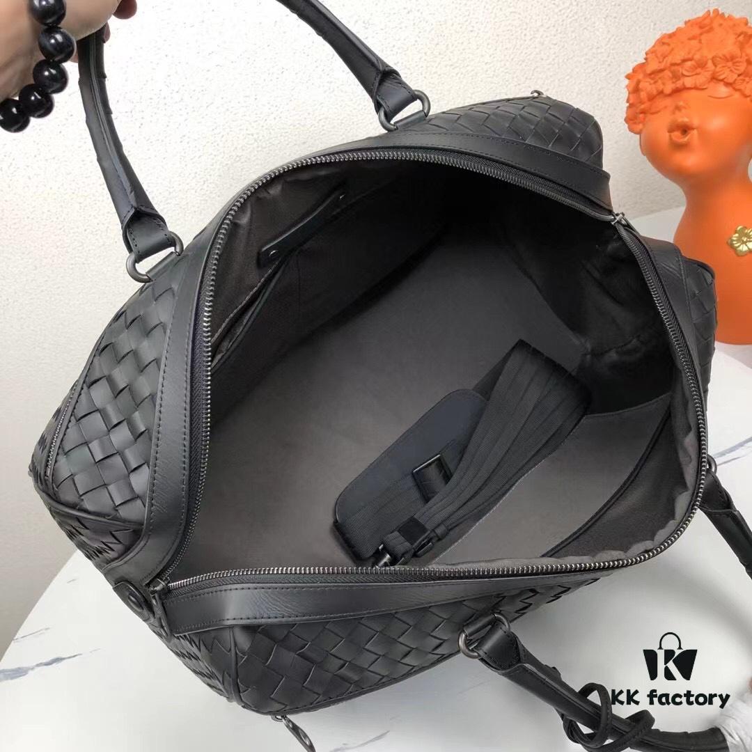 6930c5376e68136f4d9af8ca Bottega Veneta New Woven Handbag, Shoulder and Crossbody Travel Bag