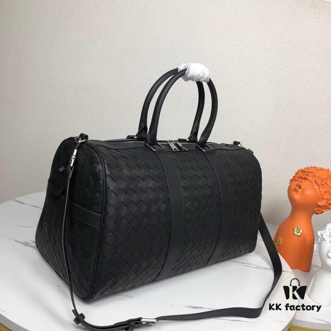 6930c5386e68136f4d9af8cd BV Woven Large Travel Bag