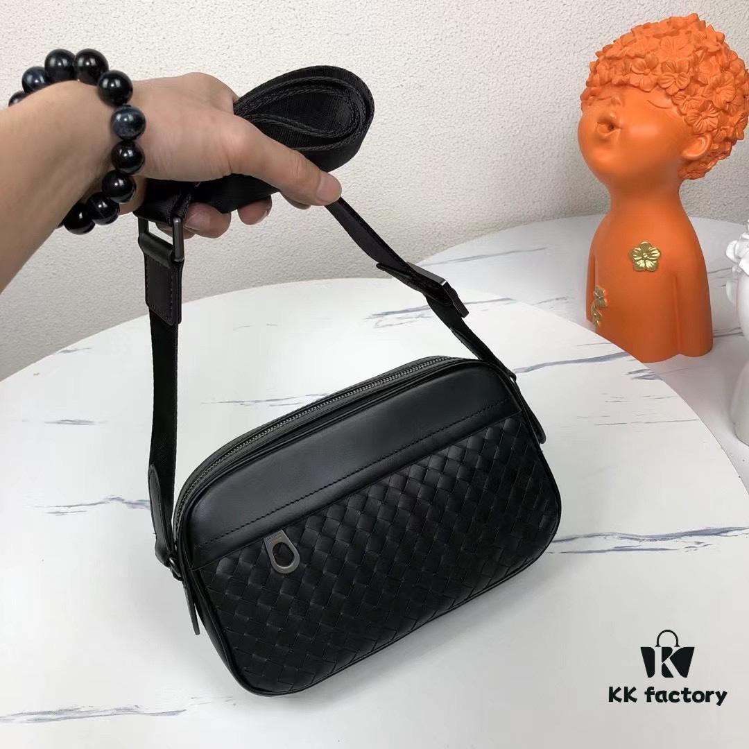 6930c5436e68136f4d9af8e3 BV Latest Men's Crossbody Bag 2301# in Black - Premium Full-Grain Calfskin with Exquisite Craftsmanship