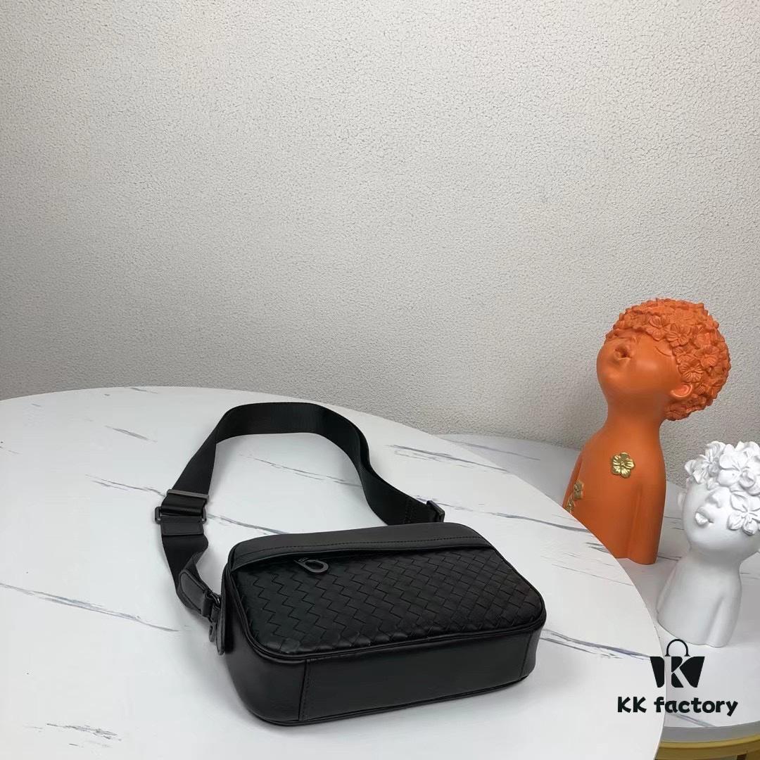 6930c5456e68136f4d9af8e6 BV Latest Men's Crossbody Bag 2301# in Black - Premium Full-Grain Calfskin with Exquisite Craftsmanship