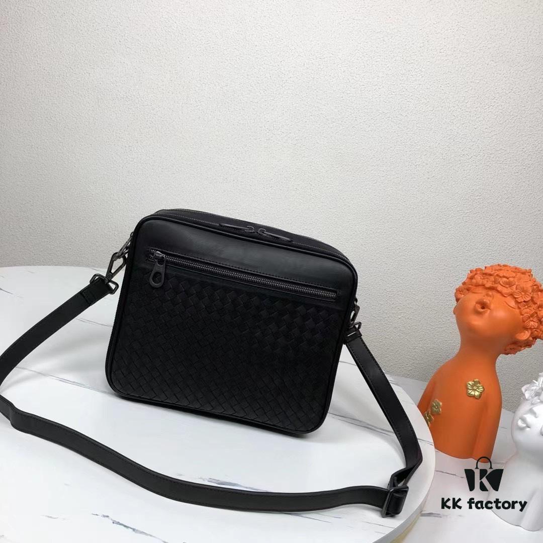 6930c55f6e68136f4d9af91f Bottega Veneta Original Men's Crossbody/Shoulder Bag in Black - Premium Imported Waxed Calfskin, Handwoven Craftsmanship