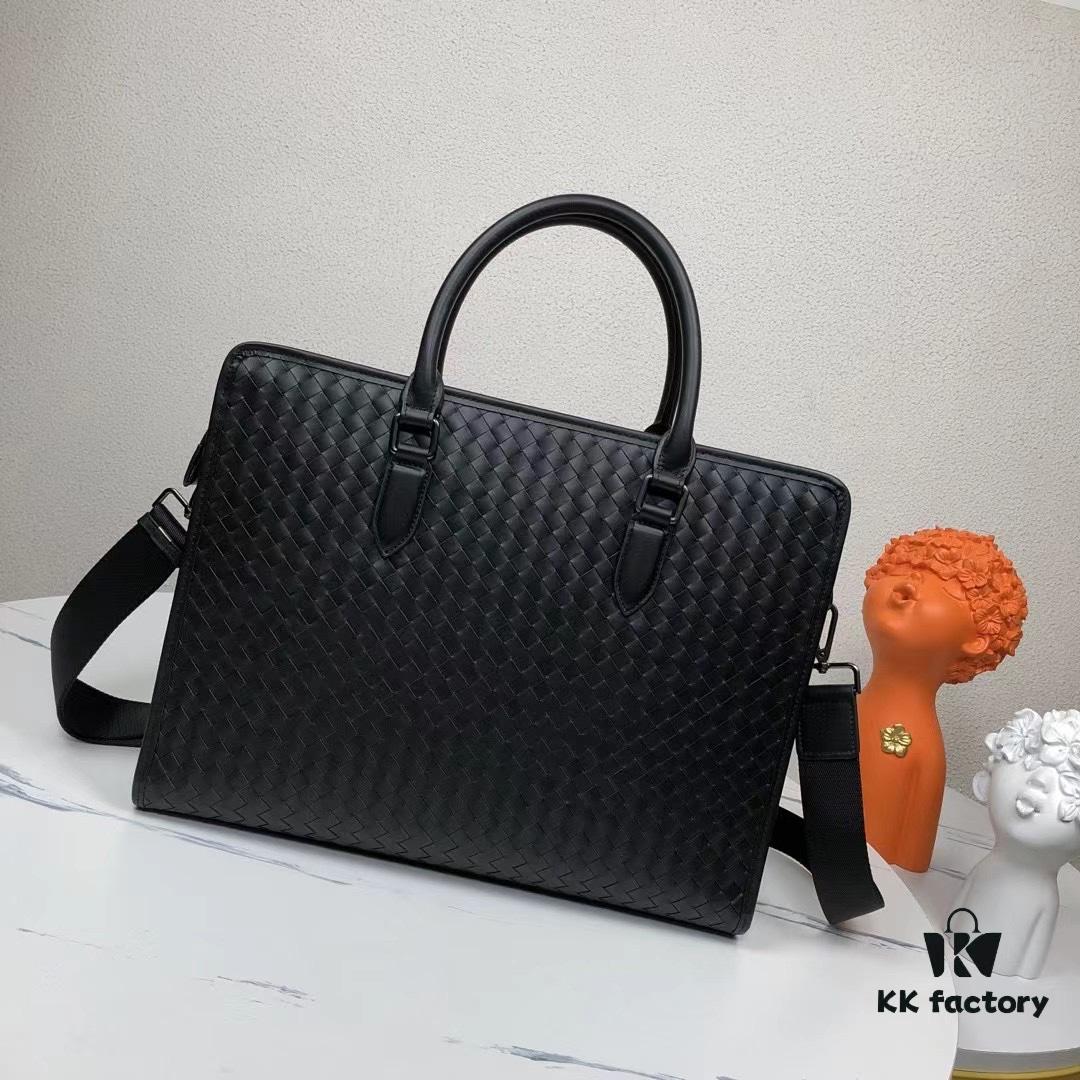 6930c5696e68136f4d9af934 Bottega Veneta Original Men's Briefcase - Handwoven Italian Wax-Cowhide Leather