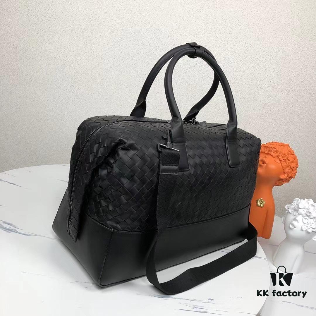 6930c5776e68136f4d9af94e BV New Arrival Travel Bag 🇮🇹 Imported Calfskin Leather Men's Bag