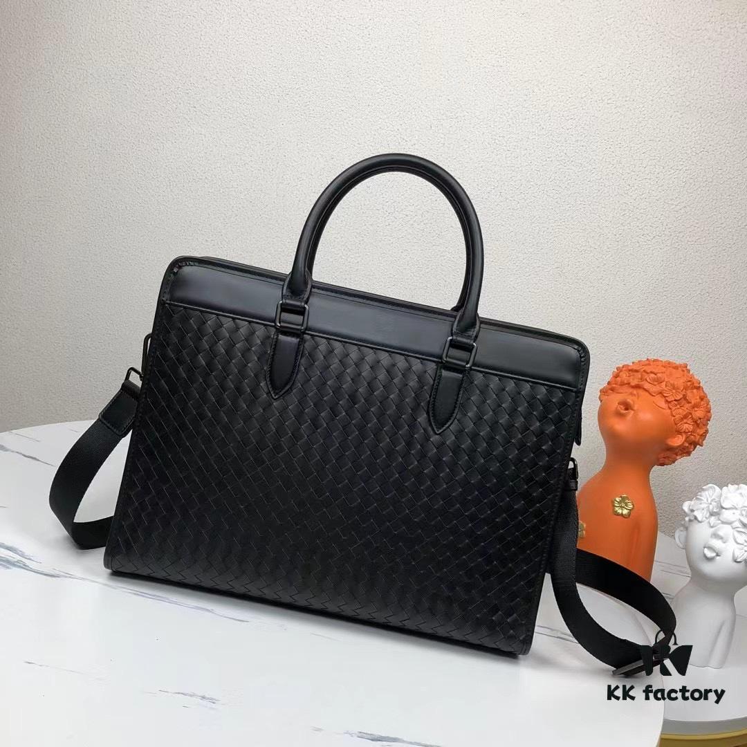 6930c5876e68136f4d9af96b Bottega Veneta Original Men's Briefcase - Handwoven Italian Wax-Cowhide Leather