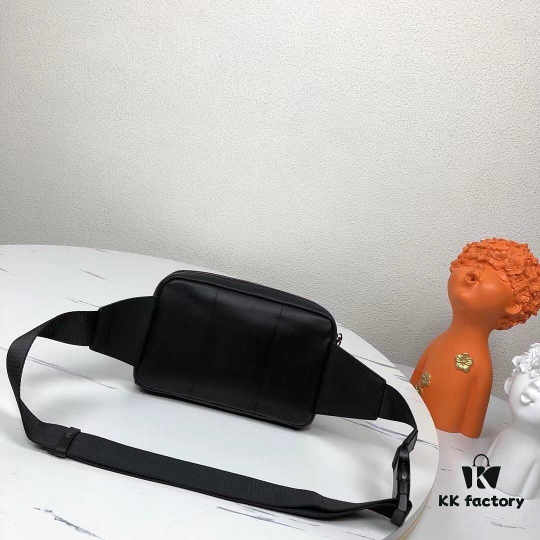 6930c5956e68136f4d9af983 Bv Counter Model Waist Bag Made of Imported Waxed Cowhide Leather