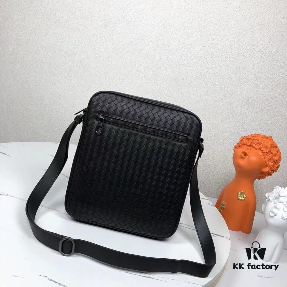 6930c5976e68136f4d9af989 Top-Quality Genuine Wax-Coated Leather Handbag, Original Department Store Specifications, Exquisite Craftsmanship, Unique Design