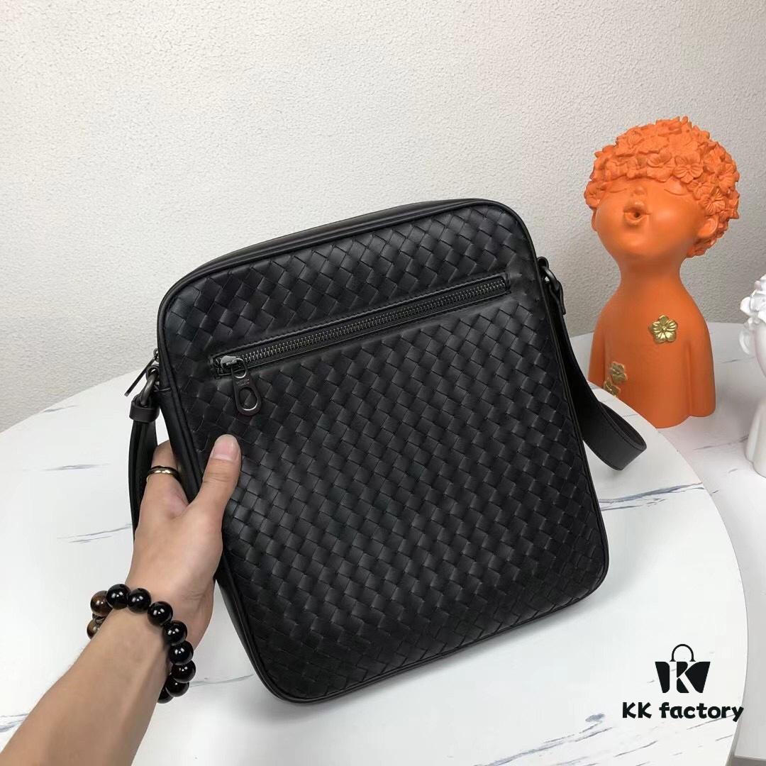 6930c59a6e68136f4d9af98c Top-Quality Genuine Wax-Coated Leather Handbag, Original Department Store Specifications, Exquisite Craftsmanship, Unique Design