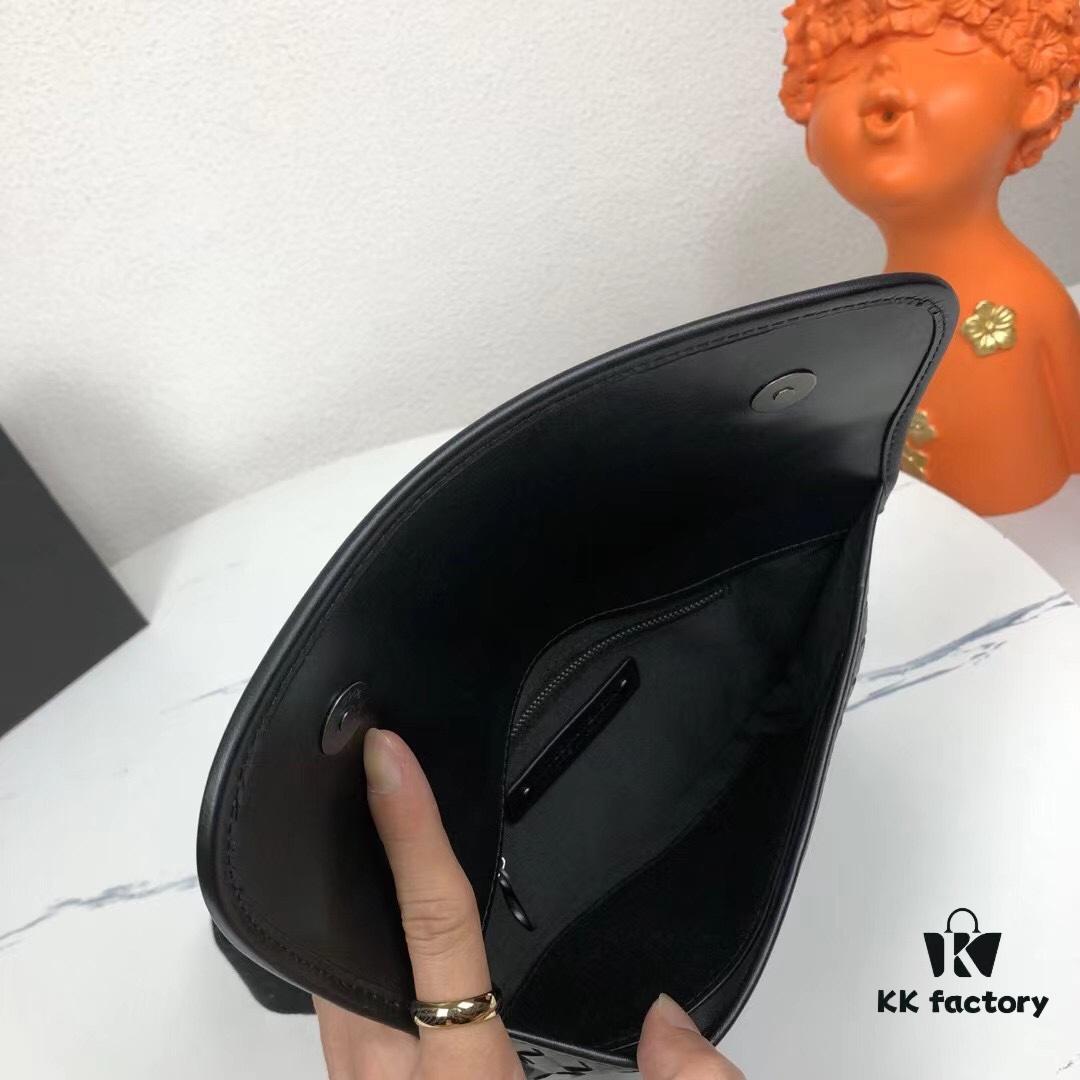 6930c5b86e68136f4d9af9bb Box Included | BV Top-Quality Official Website Bestseller | Minimalist and Elegant Men's Crossbody Bag / Shoulder Bag | Premium Original Quality, Fashionable and Casual Design