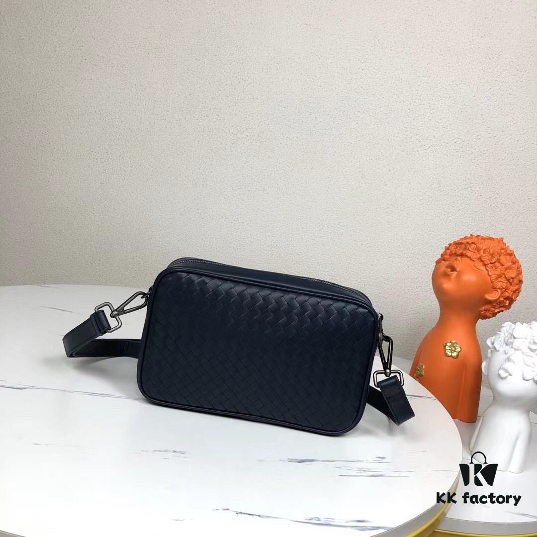 6930c6036e68136f4d9afa3a Top-Quality Genuine Wax-Coated Leather Handbag - BV Original Order, Matching Counter Quality, Style No. 806#