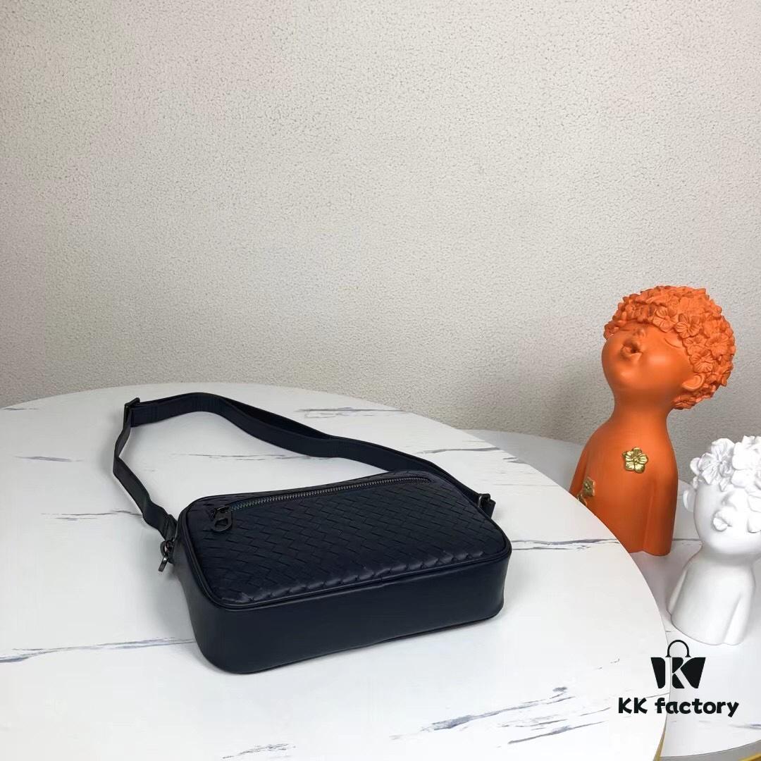 6930c6056e68136f4d9afa3f Top-Quality Genuine Wax-Coated Leather Handbag - BV Original Order, Matching Counter Quality, Style No. 806#
