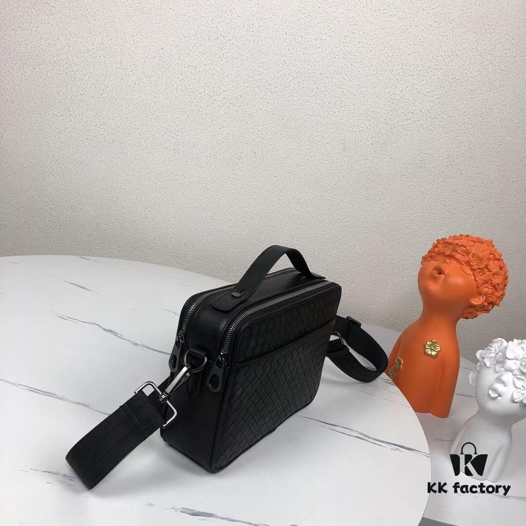 6930c62f6e68136f4d9afa82 BV - Latest Men's Small Crossbody Bag 😄 Original Quality, Synchronized with Official Website, Made from Top-Grade Waxed Calfskin, Superb Hand Feel, Authentic Store Hardware, Unique Design Style, Perfect in Every Detail, Exquisitely Crafted, Elegant and Sophisticated, High-Quality