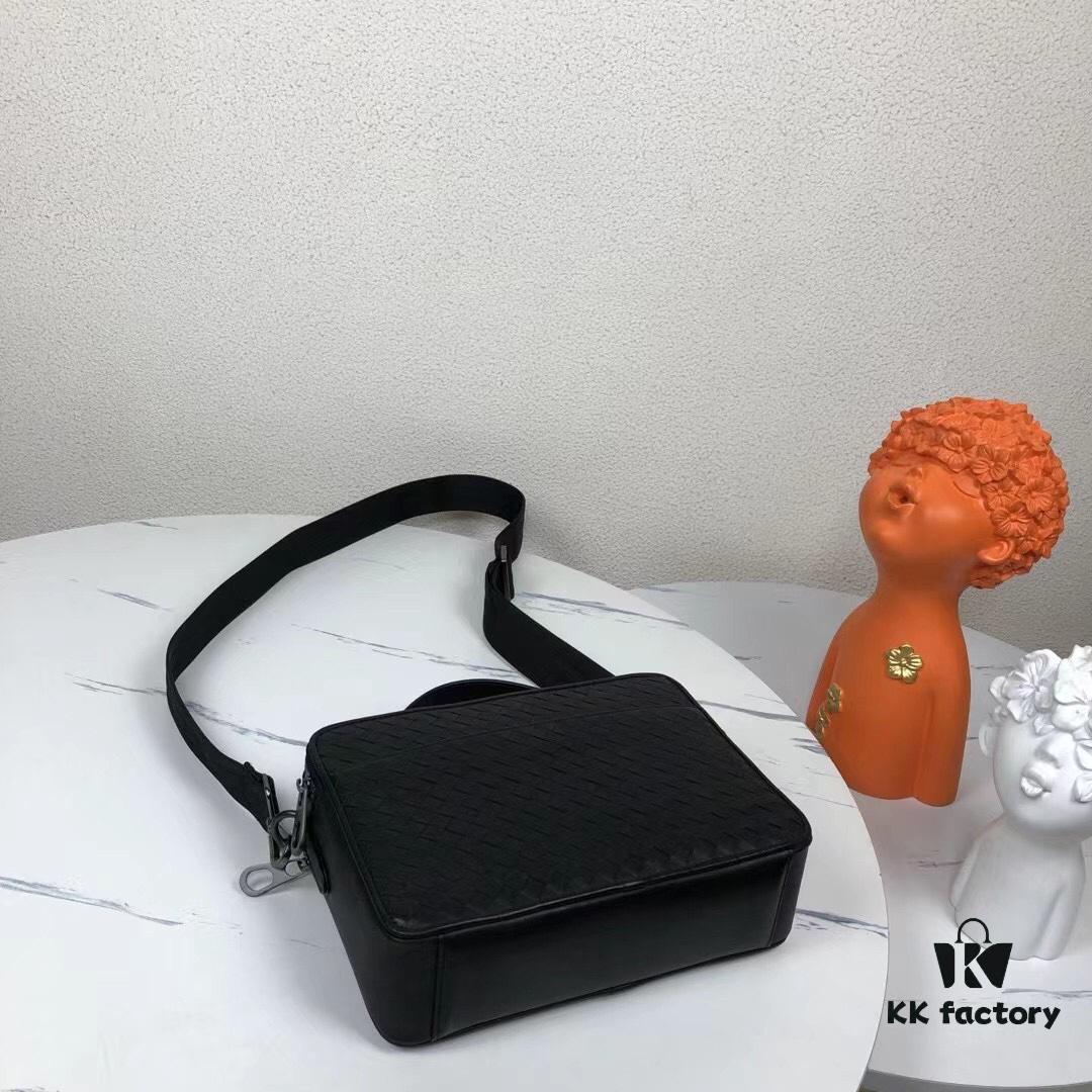 6930c6336e68136f4d9afa8a BV - Latest Men's Small Crossbody Bag 😄 Original Quality, Synchronized with Official Website, Made from Top-Grade Waxed Calfskin, Superb Hand Feel, Authentic Store Hardware, Unique Design Style, Perfect in Every Detail, Exquisitely Crafted, Elegant and Sophisticated, High-Quality