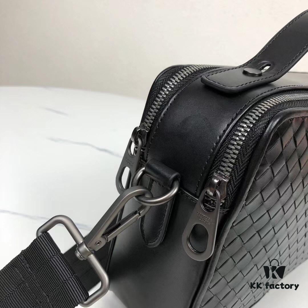 6930c6386e68136f4d9afa91 BV - Latest Men's Small Crossbody Bag 😄 Original Quality, Synchronized with Official Website, Made of Top-Grade Waxed Calfskin, Superb Hand Feel, Authentic Store Hardware, Unique Design Style, Perfect in Every Detail, Exquisite Craftsmanship, Elegant and Sophisticated, High Quality 😱 Model: 809-1#, Dimensions: 25-17-8cm