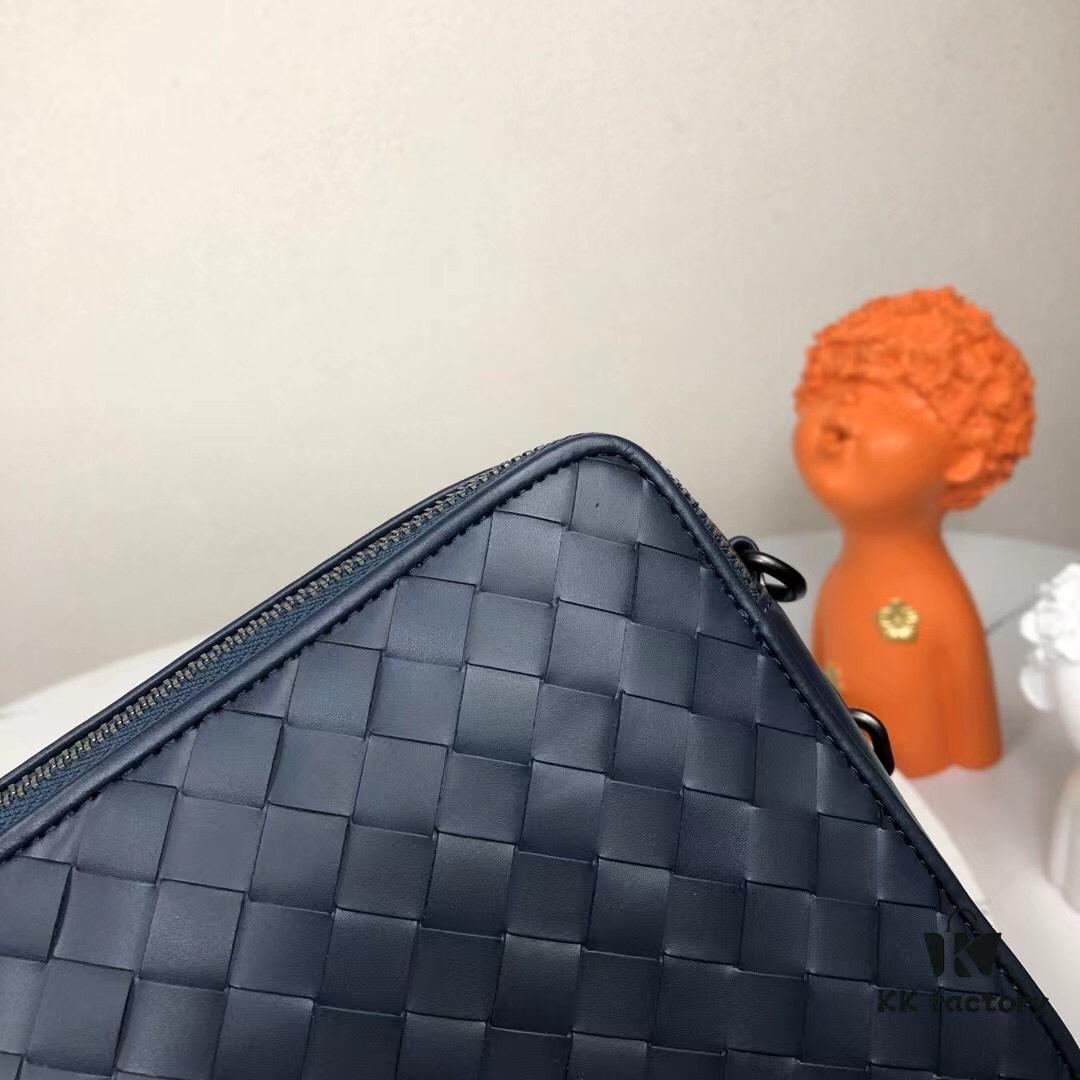 6930c63f6e68136f4d9afa9f BV - Latest Men's Small Crossbody Bag 😄 Original Quality, Synchronized with Official Website, Made of Top-Grade Waxed Calfskin, Superb Hand Feel, Authentic Store Hardware, Unique Design Style, Perfect in Every Detail, Exquisite Craftsmanship, Elegant and Sophisticated, High-Quality
