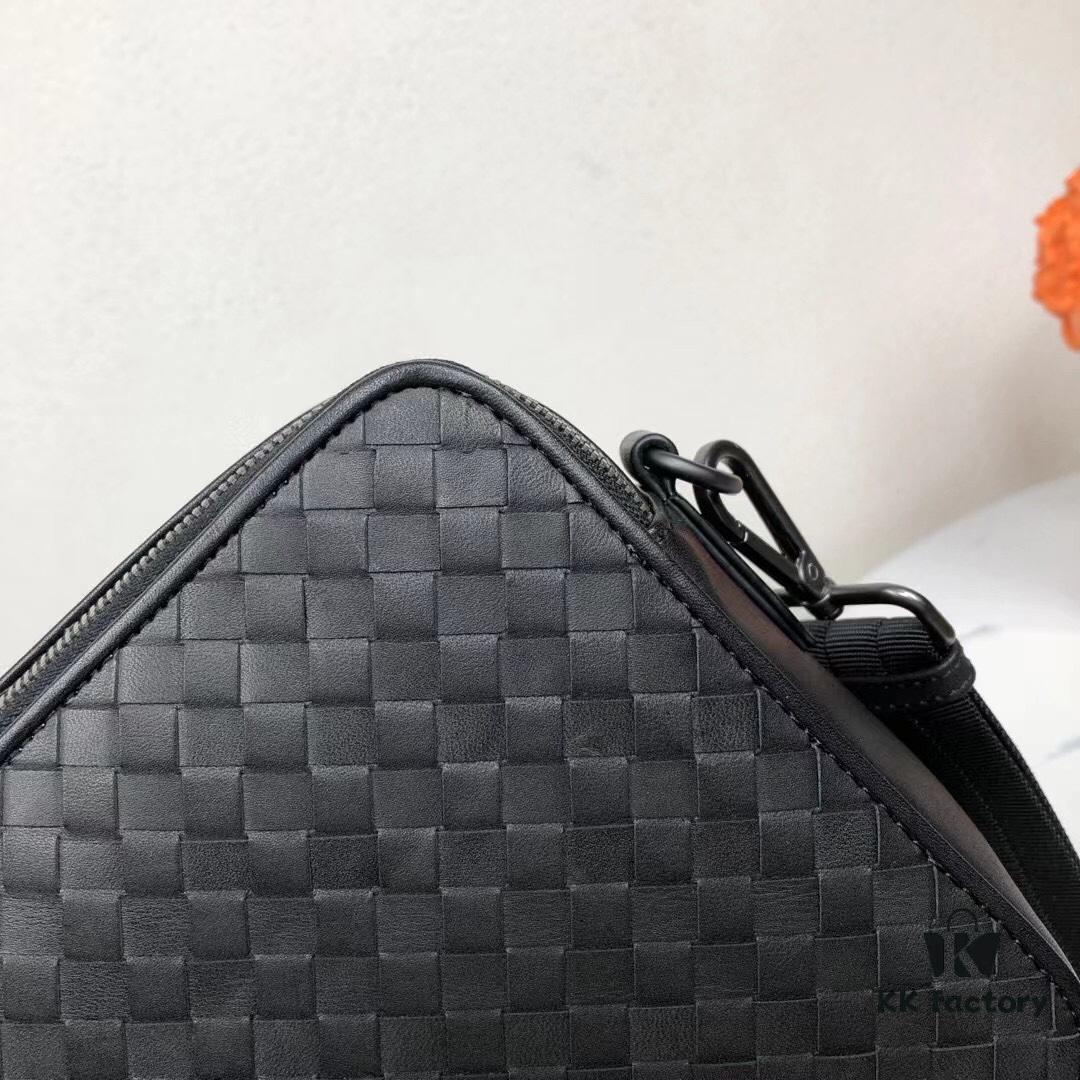 6930c6466e68136f4d9afaa8 BV - Latest Men's Small Crossbody Bag 😄 Original Quality, Synchronized with Official Website, Made of Top-Grade Waxed Calfskin, Superb Hand Feel, Authentic Hardware, Unique Design Style, Perfect in Every Detail, Exquisitely Crafted, Elegant and Refined, High-Quality