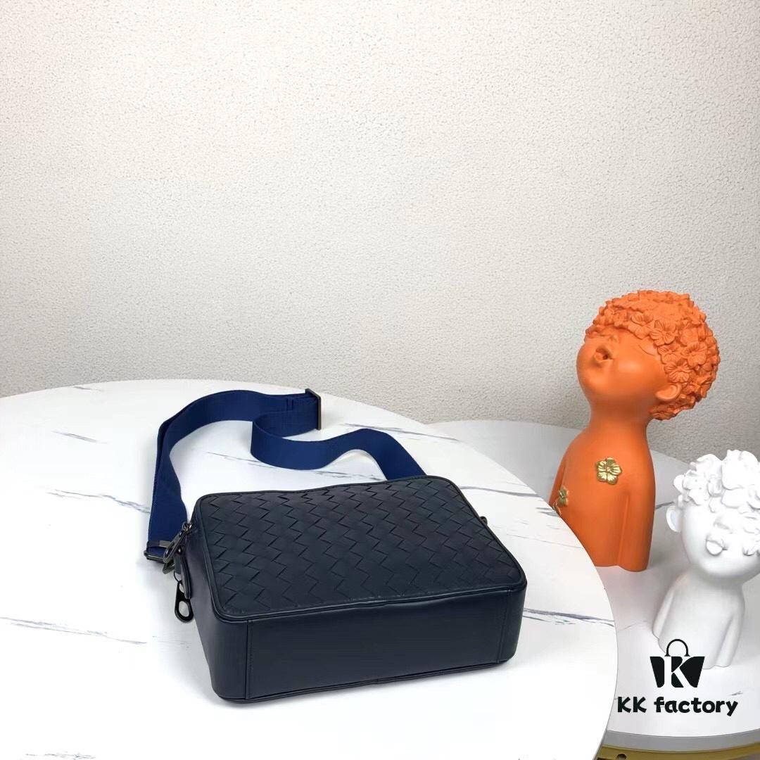 6930c6486e68136f4d9afaab BV - Latest Men's Small Crossbody Bag 😄 Original Quality, Synchronized with Official Website, Made of Top-Grade Waxed Calfskin, Superb Hand Feel, Authentic Store Hardware, Unique Design Style, Perfect in Every Detail, Exquisite Craftsmanship, Elegant and Sophisticated, High-Quality