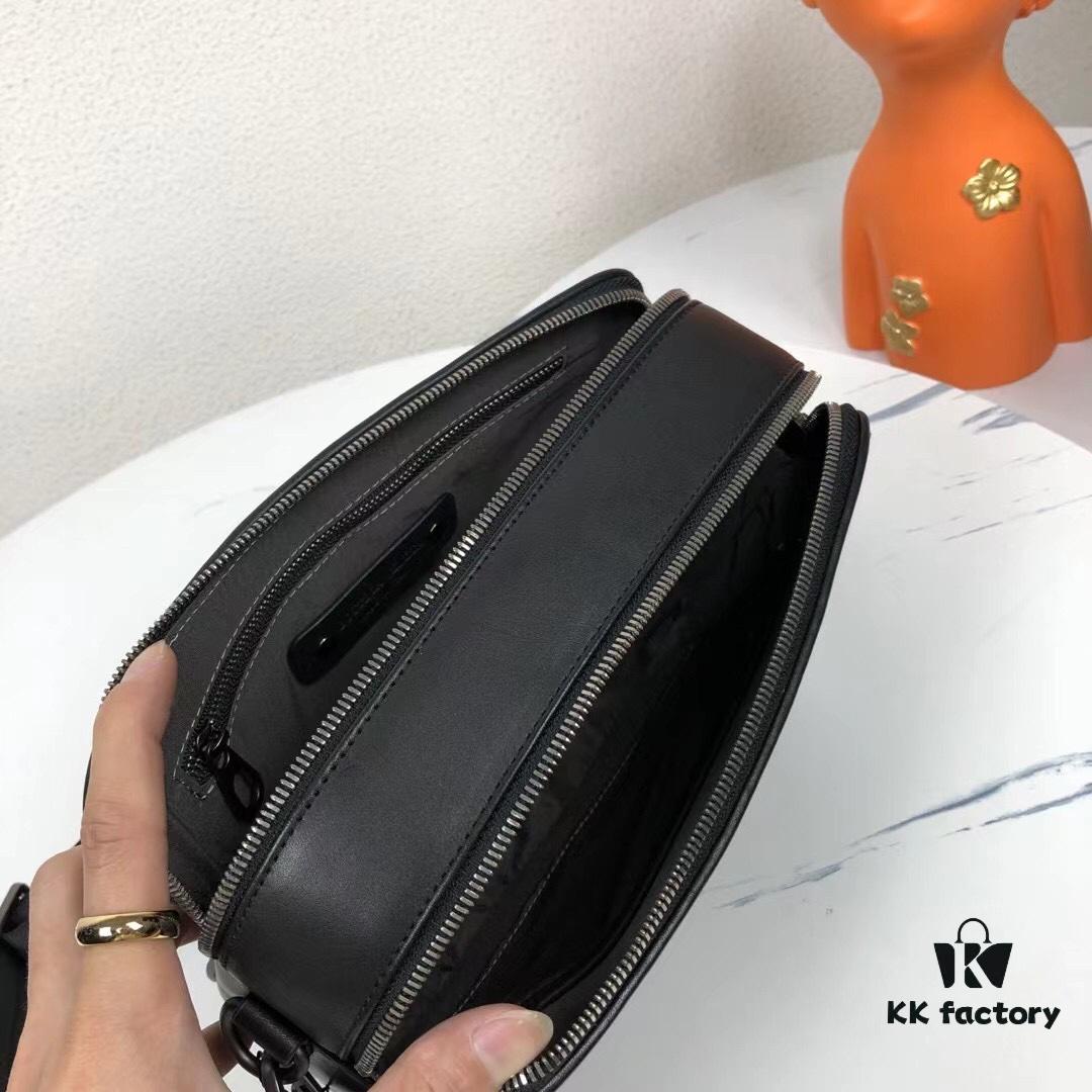 6930c64d6e68136f4d9afab3 BV - Latest Men's Small Crossbody Bag 😄 Original Quality, Synchronized with Official Website, Made of Top-Grade Waxed Calfskin, Superb Hand Feel, Authentic Hardware, Unique Design Style, Perfect in Every Detail, Exquisitely Crafted, Elegant and Refined, High-Quality
