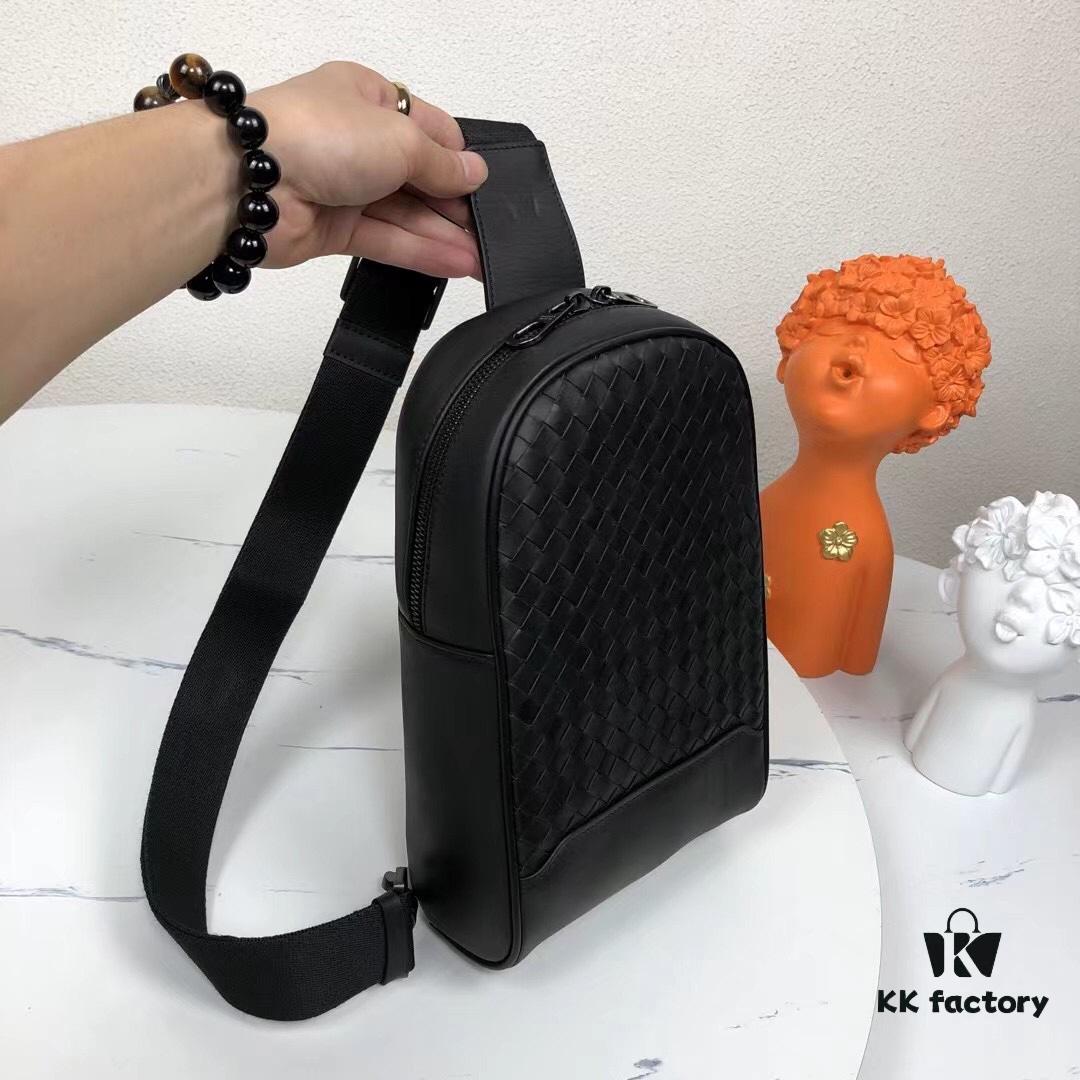 6930c6506e68136f4d9afab8 BV Latest Men's Chest Bag, Original Order Quality, Synchronized with Official Website, Made of Top-Grade Waxed Calfskin, Excellent Feel, Original Store Metal Fittings, Unique Design Style, Perfect in Every Detail, Exquisite Craftsmanship, Elegant and Refined, High-End and Premium
