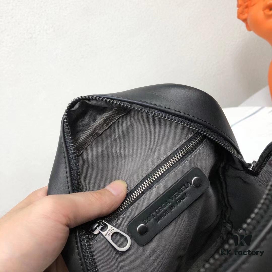 6930c6536e68136f4d9afac0 BV Latest Men's Chest Bag, Original Order Quality, Synchronized with Official Website, Made of Top-Grade Waxed Calfskin, Excellent Feel, Original Store Metal Fittings, Unique Design Style, Perfect in Every Detail, Exquisite Craftsmanship, Elegant and Refined, High-End and Premium
