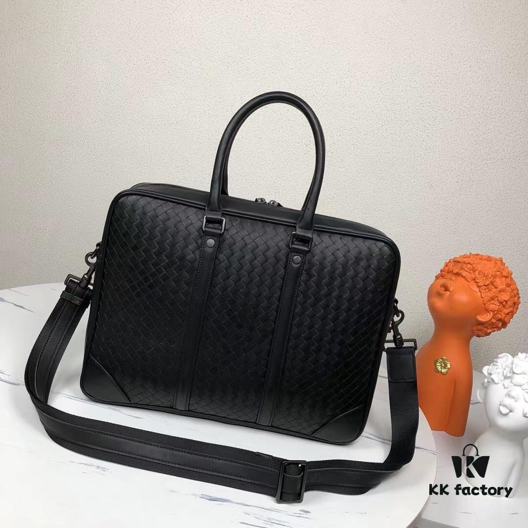 6930c65f6e68136f4d9afad4 BV Men's Business Bag, Genuine Waxed Cowhide Executive Handbag, European Style Silver Buckle, Fashionable and Casual Design