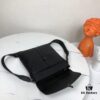 6930c66c6e68136f4d9afae8 BV Original Quality, Cabinet Synchronized, Top-Grade Waxed Calfskin Handbag with Unique Design