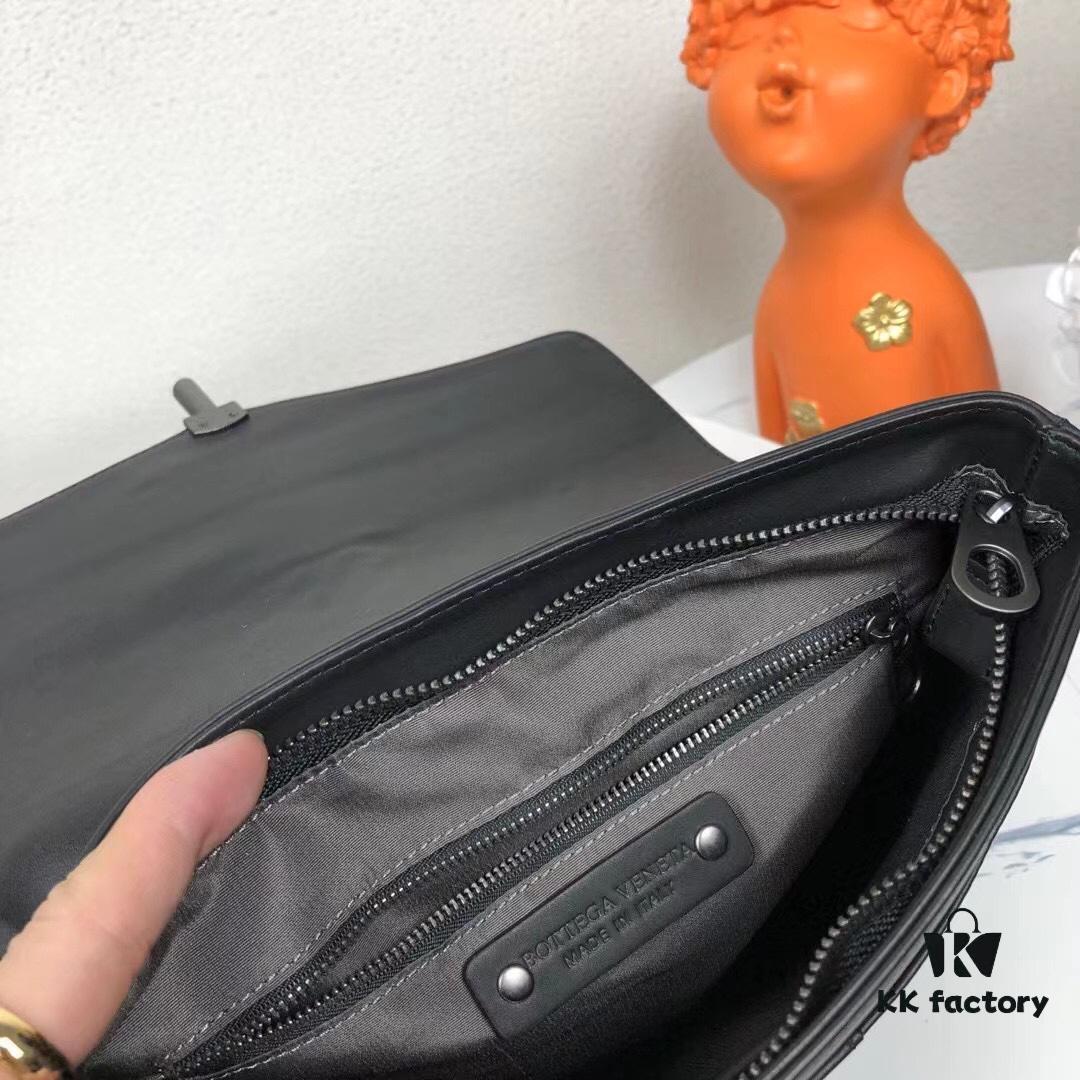 6930c6706e68136f4d9afaee BV Original Quality, Cabinet Synchronized, Top-Grade Waxed Calfskin Handbag with Unique Design