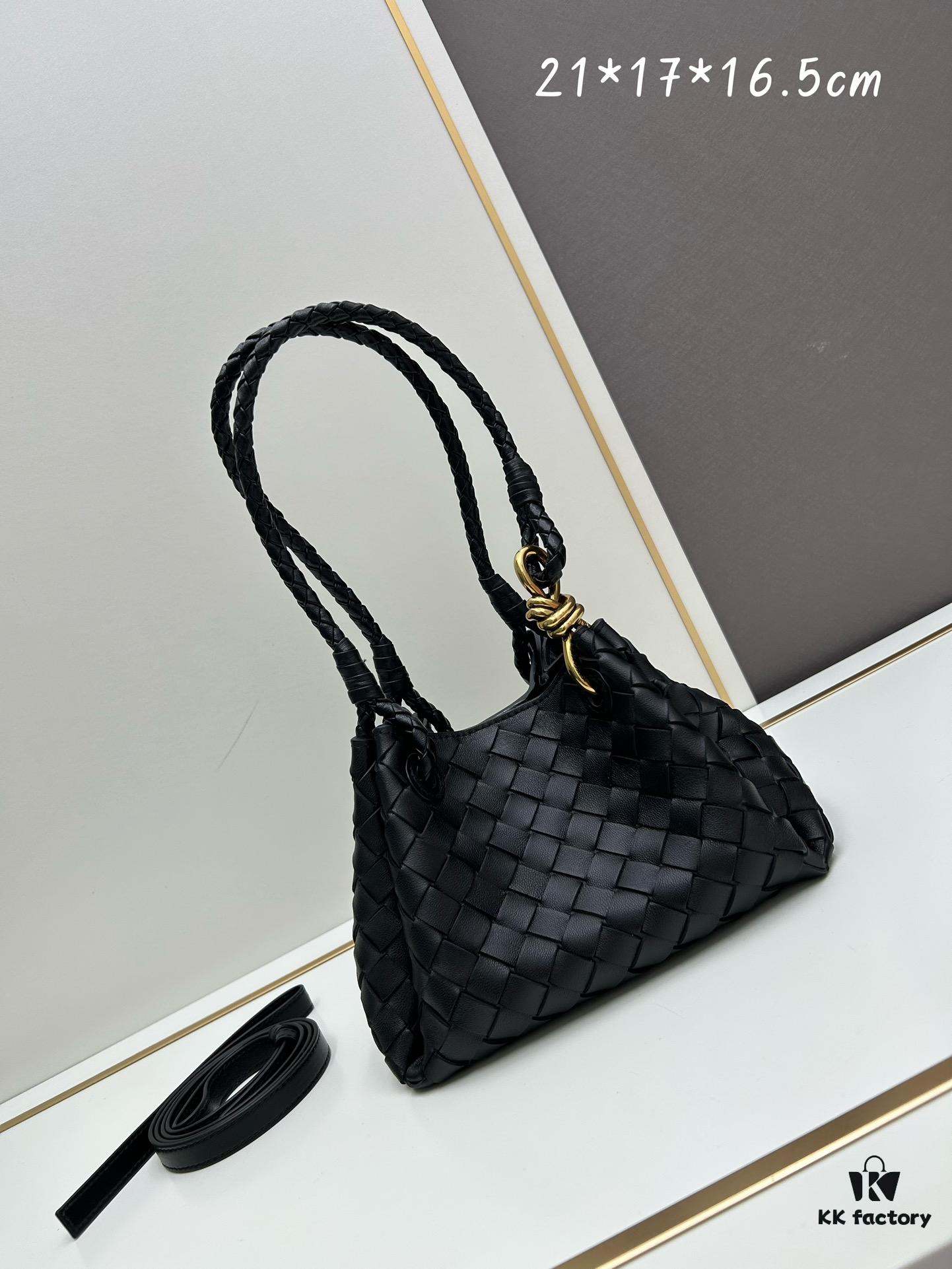6930c6986e68136f4d9afb2c BV's New Arrival! Andiamo Parachute Bag, Inspired by Bottega Veneta's Archive Design, Combines Retro Elements with Modern Style