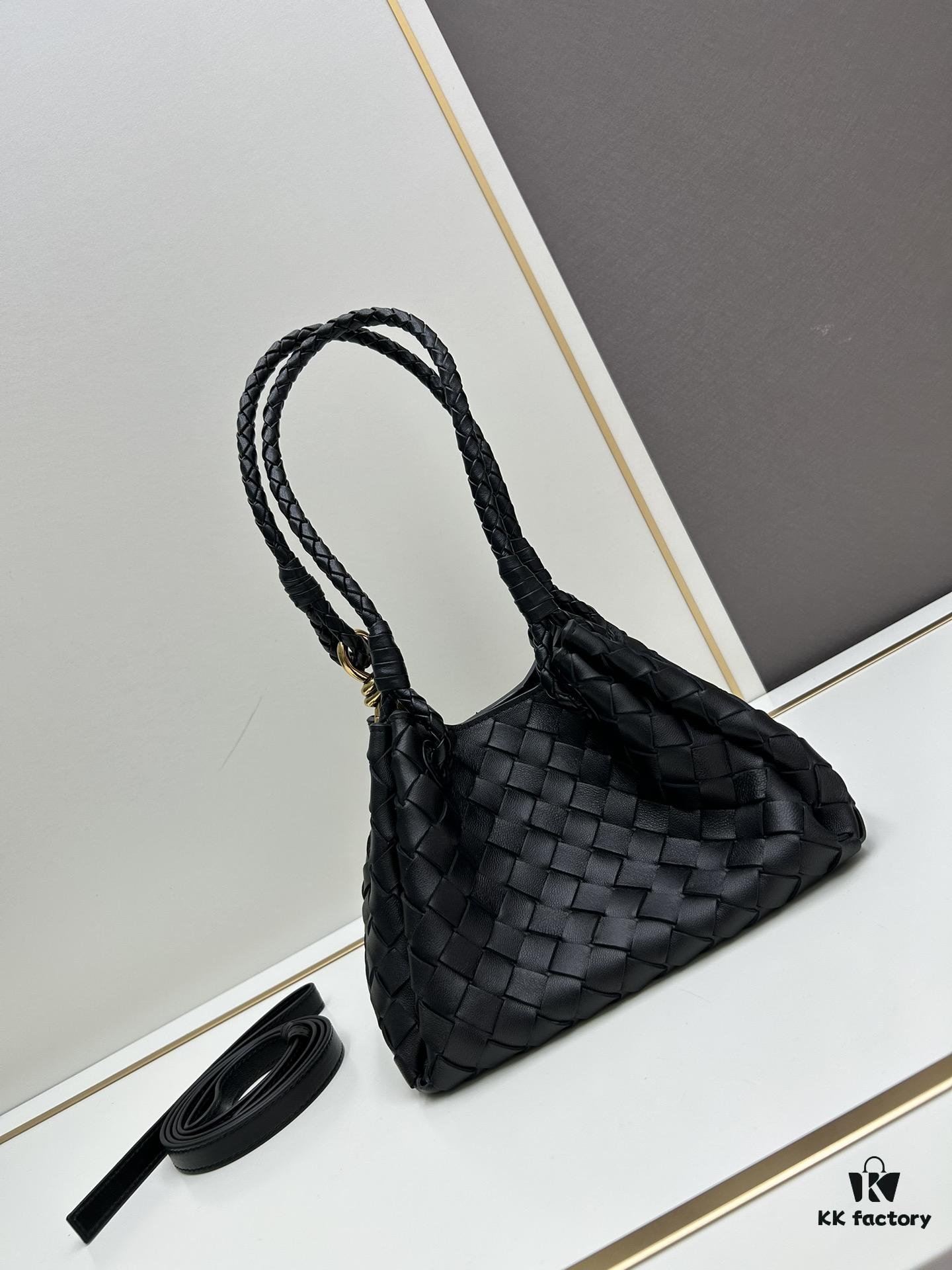 6930c69b6e68136f4d9afb32 BV's New Arrival! Andiamo Parachute Bag, Inspired by Bottega Veneta's Archive Design, Combines Retro Elements with Modern Style