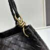 6930c6b26e68136f4d9afb51 BV's New Arrival! Andiamo Parachute Bag, Inspired by Bottega Veneta's Archive Design, Combines Retro Elements with Modern Style