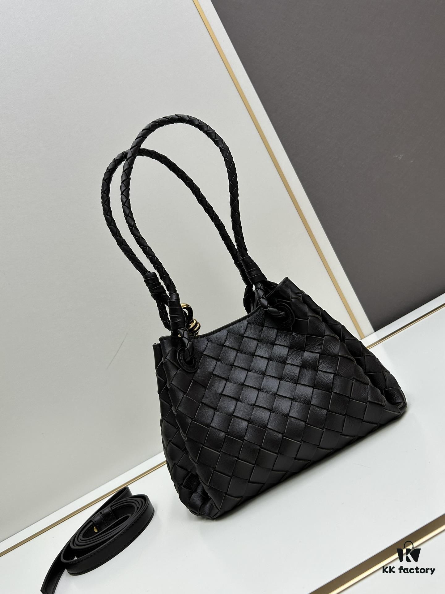 6930c6b66e68136f4d9afb57 BV's New Arrival! Andiamo Parachute Bag, Inspired by Bottega Veneta's Archive Design, Combines Retro Elements with Modern Style