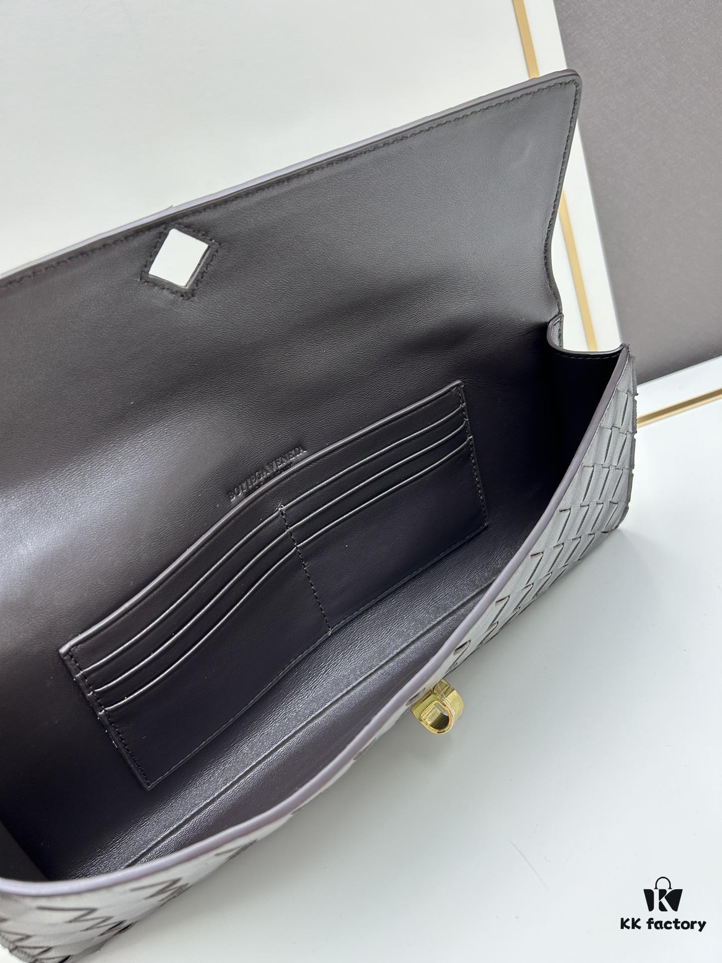 BV Andiamo Evening Clutch, Absolutely Enamored Again～ Stunningly Beautiful, Full of Presence