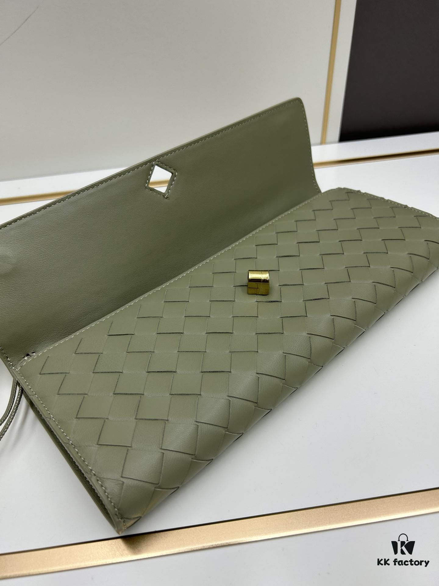 6930c6ce6e68136f4d9afb7a BV Andiamo Evening Clutch, Absolutely Enamored – Stunning Beauty with Strong Presence