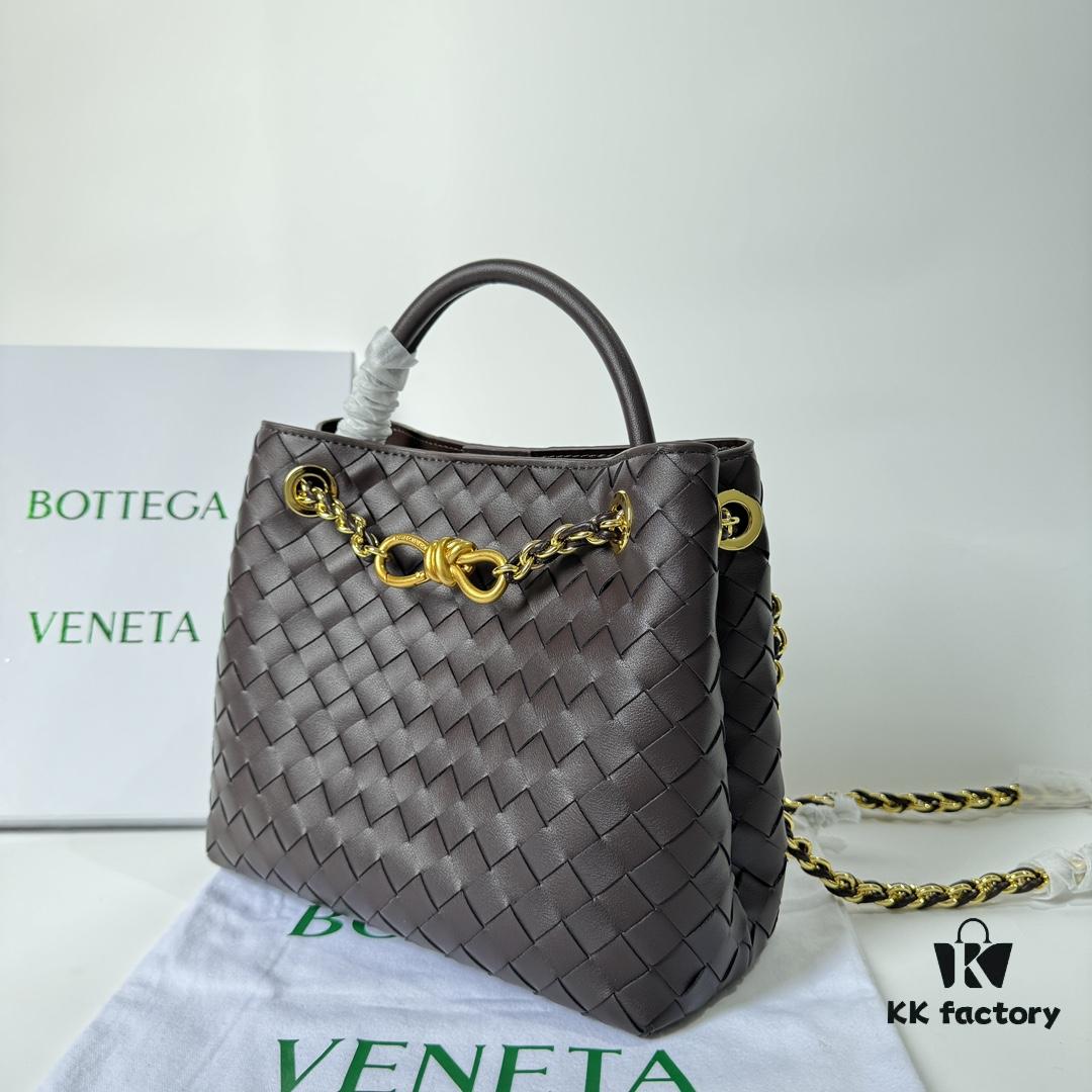 6930c7106e68136f4d9afbeb BV | New Arrival Metallic Chain Andiamo Classic Handbag