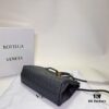6930c7276e68136f4d9afc11 BV | Small E/W Andiamo Horizontal Design S23 Pre-Fall