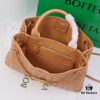 BV | Small E/W Andiamo Horizontal Design S23 Pre-Fall Woven Style Bag