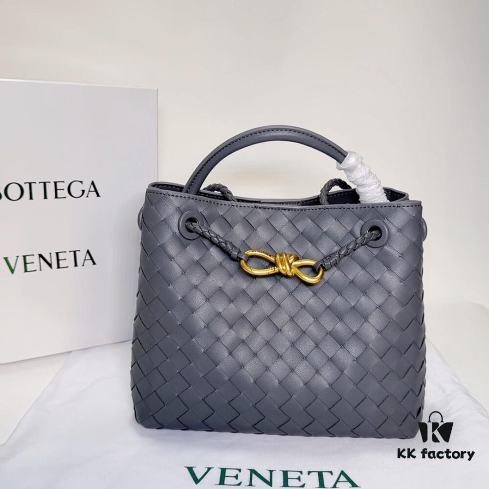6930c7486e68136f4d9afc4d BV | Andiamo Small 25cm
