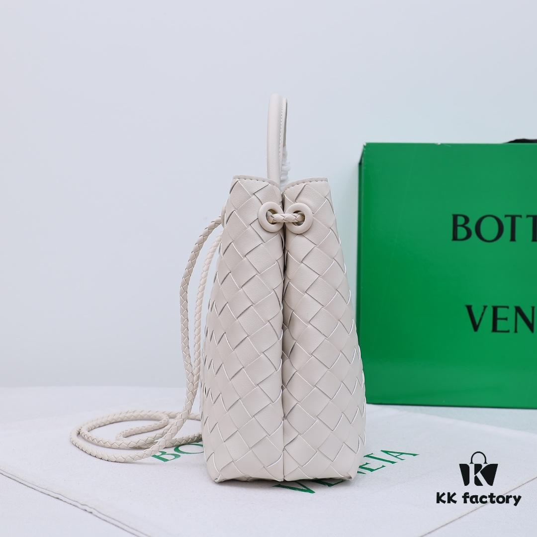 BV | Andiamo Small 25cm