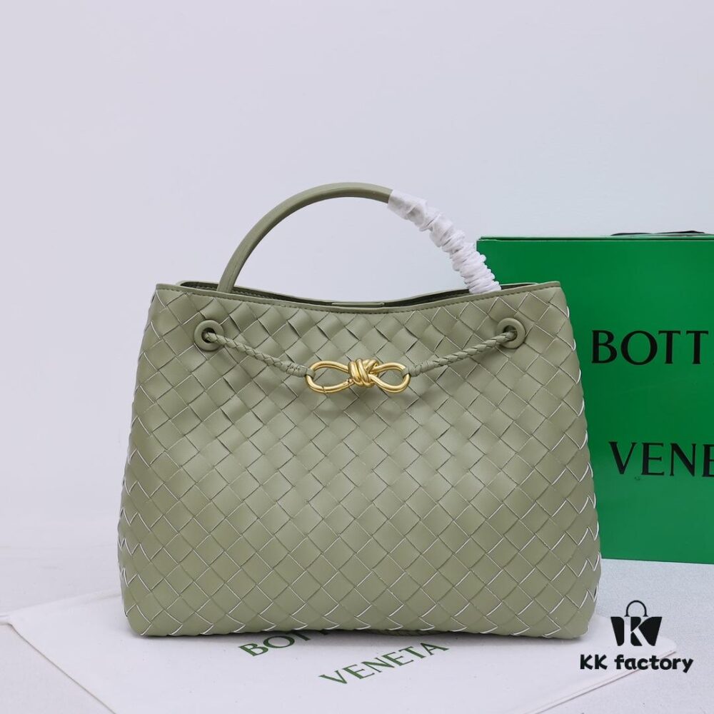 BV | 23 NEW Andiamo Large Bag
