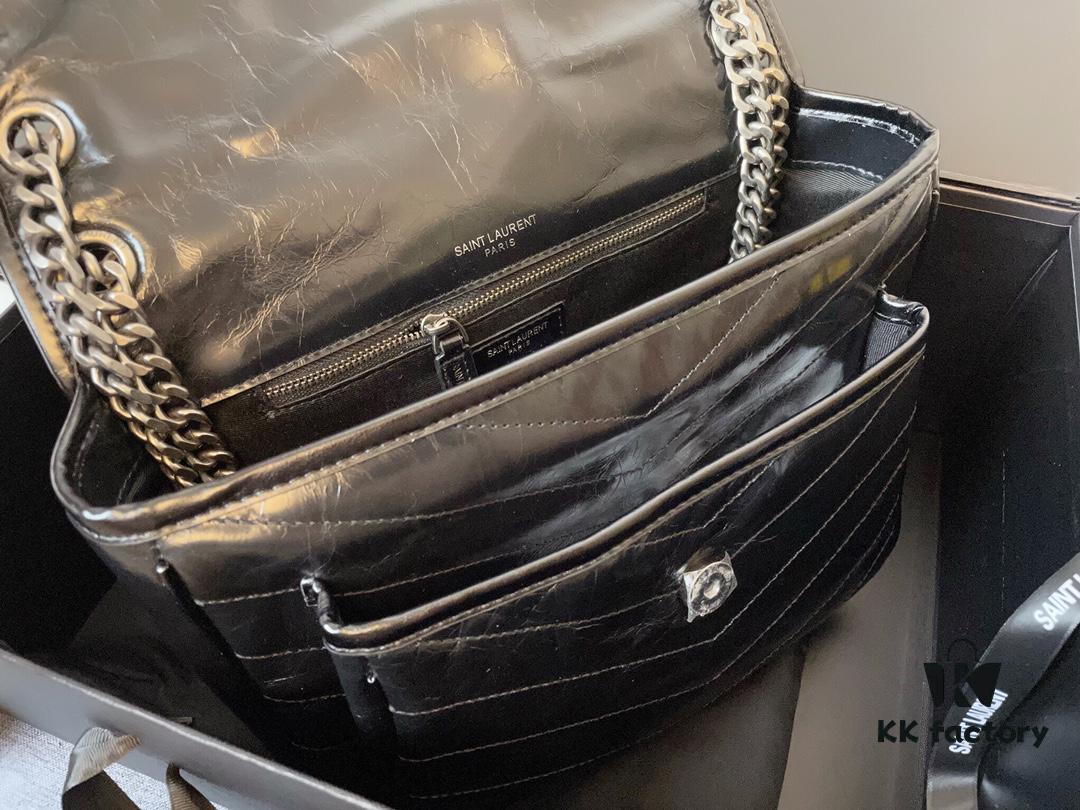 6930c85b6e68136f4d9afe2b Top Grain Medium 28cm MONOGRAMME SAINT LAURENT Flap Shoulder Bag