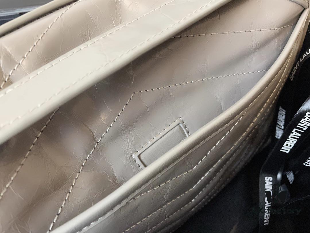 6930c85d6e68136f4d9afe30 Top Grain Medium 28cm MONOGRAMME SAINT LAURENT Flap Shoulder Bag