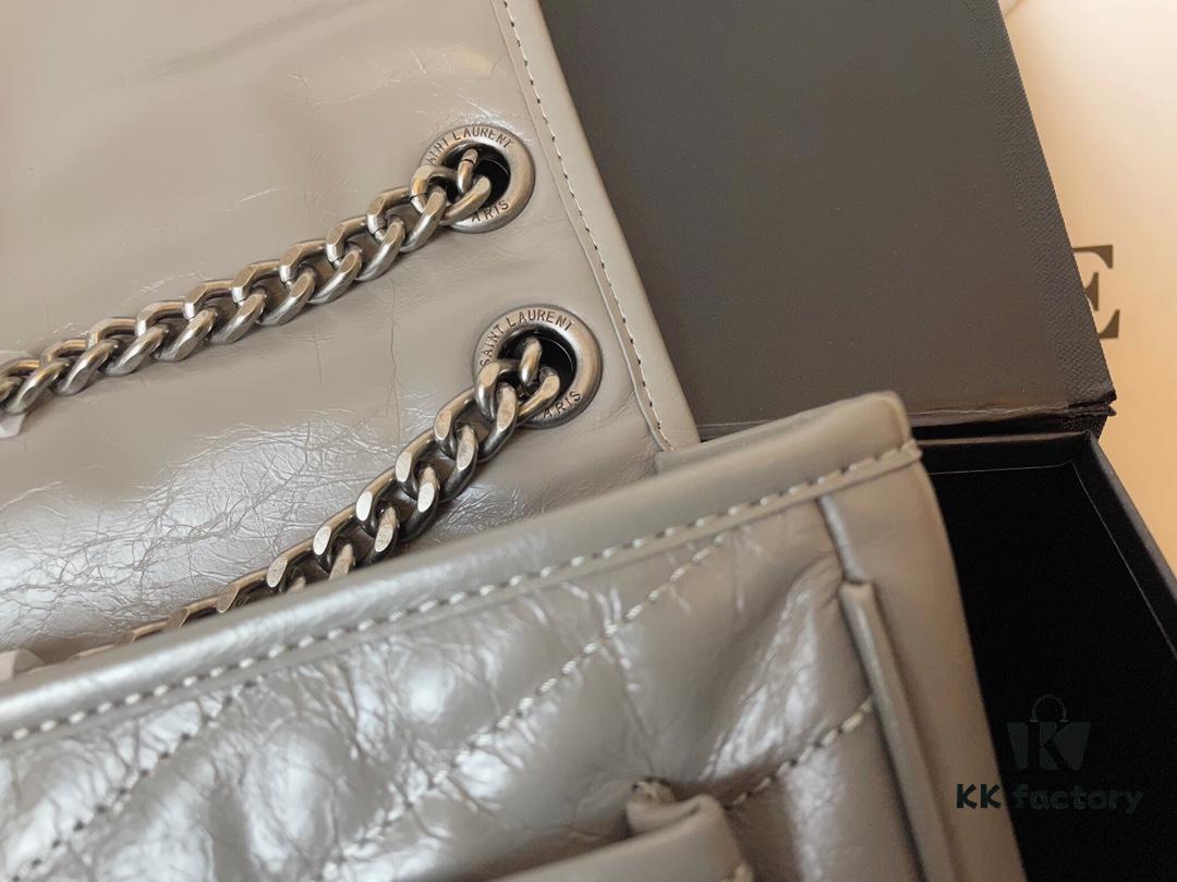 6930c85d6e68136f4d9afe31 Top Grain Medium 28cm MONOGRAMME SAINT LAURENT Flap Shoulder Bag